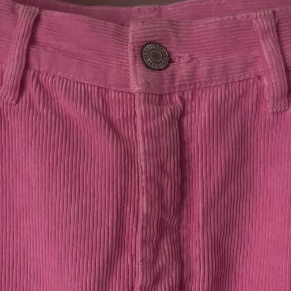 Going for the Mean Girls look? This hot pink skirt from J. Galt has you covered. - Picture 2 of 3